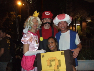 Illustration for article titled Nintendo Love Invades West Hollywood Costume Carnaval